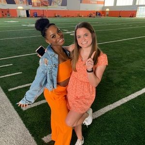 Meet your Posher, Caty